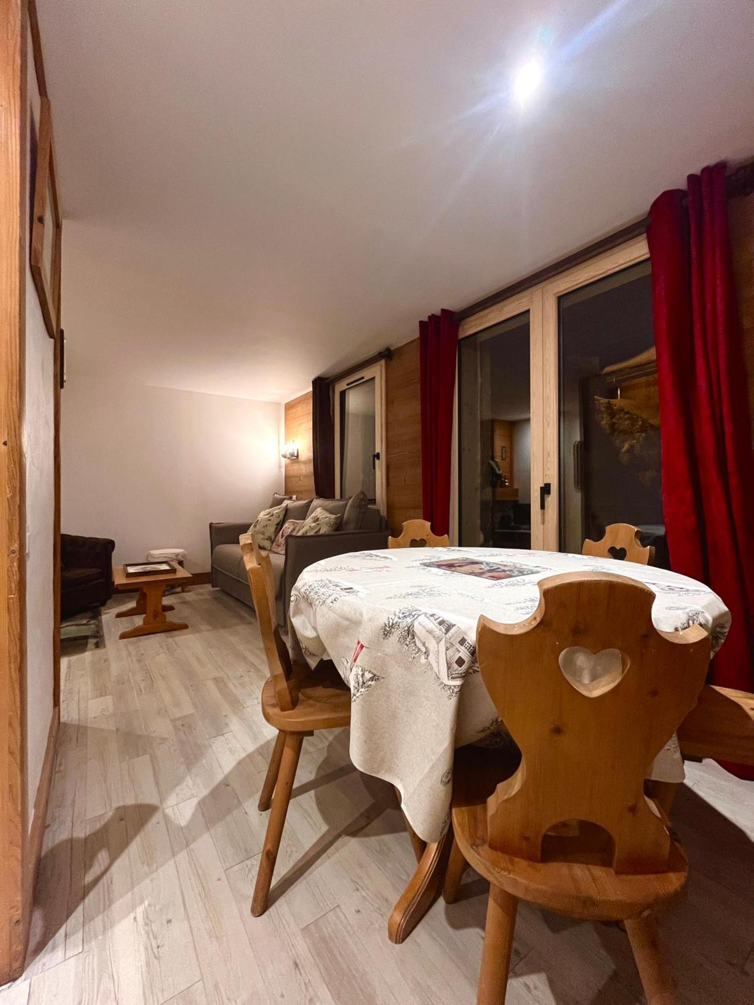 Grand Chalet - Appartement 5Pax Au Pied Des Pistes - Parking - Skiroom - Cheminee Decorative- Balcons Tignes Exterior foto